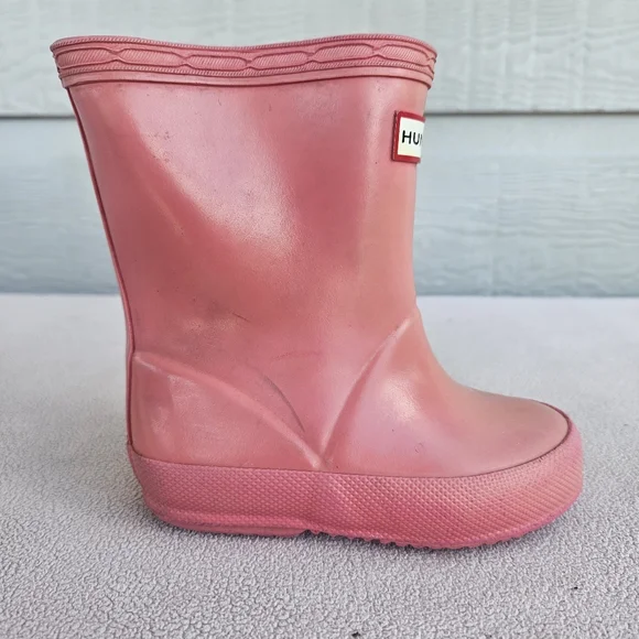 Hunter Wellington Rain Boots Toddler Girl SZ 6 US Pink Waterproof Pull-On - Picture 2 of 10